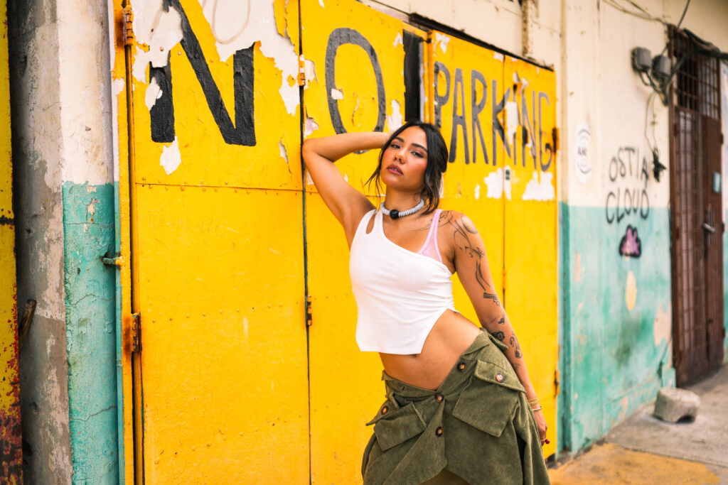 La artista RaiNao celebra un año desde el lanzamiento de su primer álbum, "Capicú".